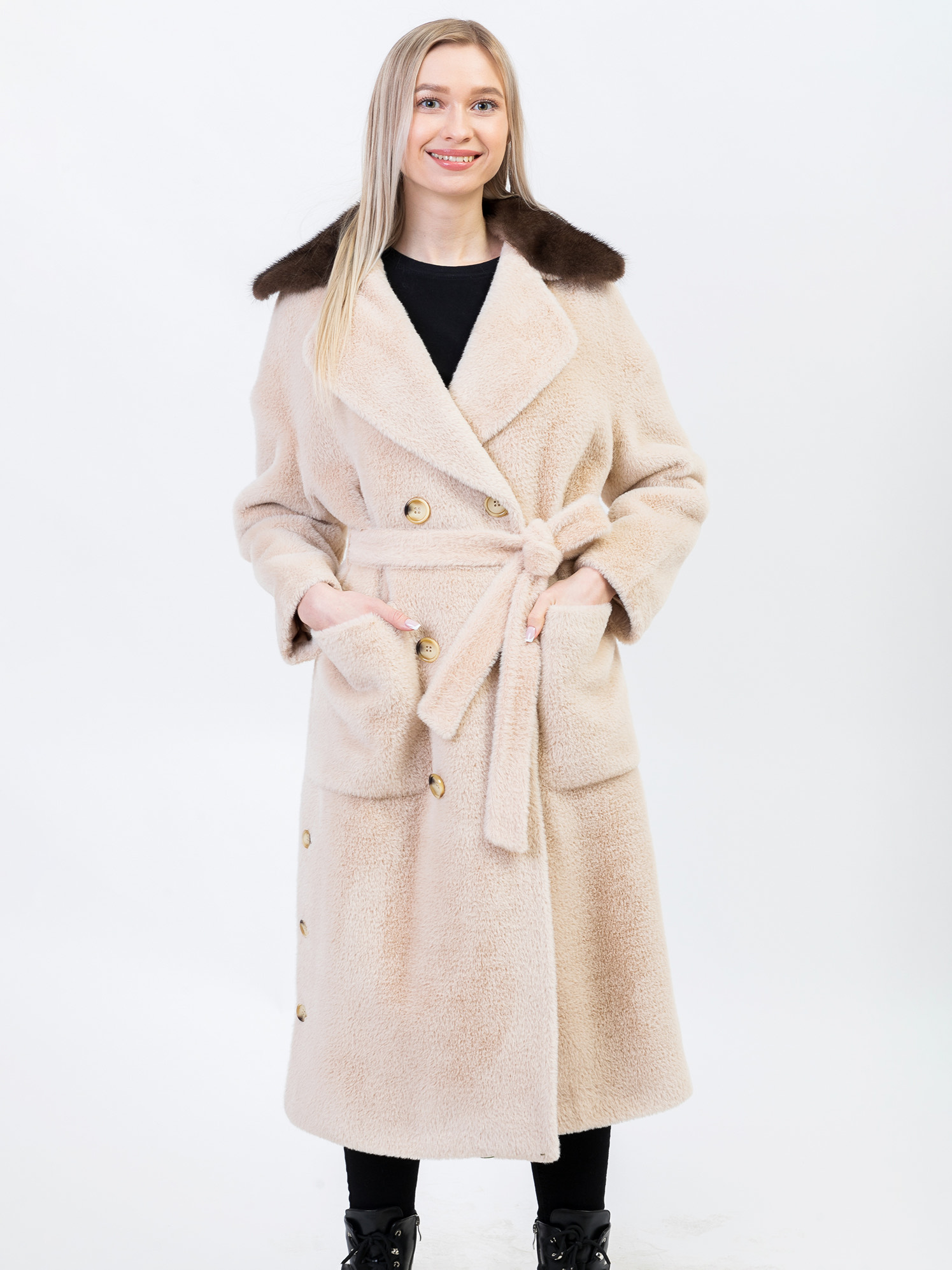 Пальто из натуральной шерсти и отделкой из меха норки 53173